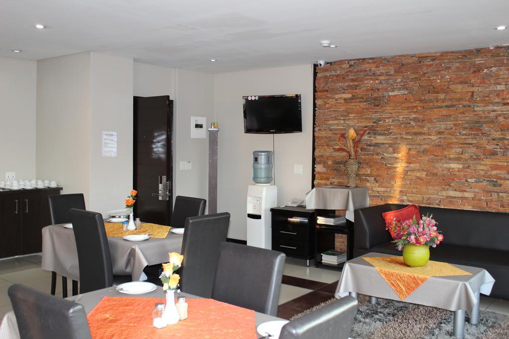 Alcazaba Hotel Johannesburg Buitenkant foto