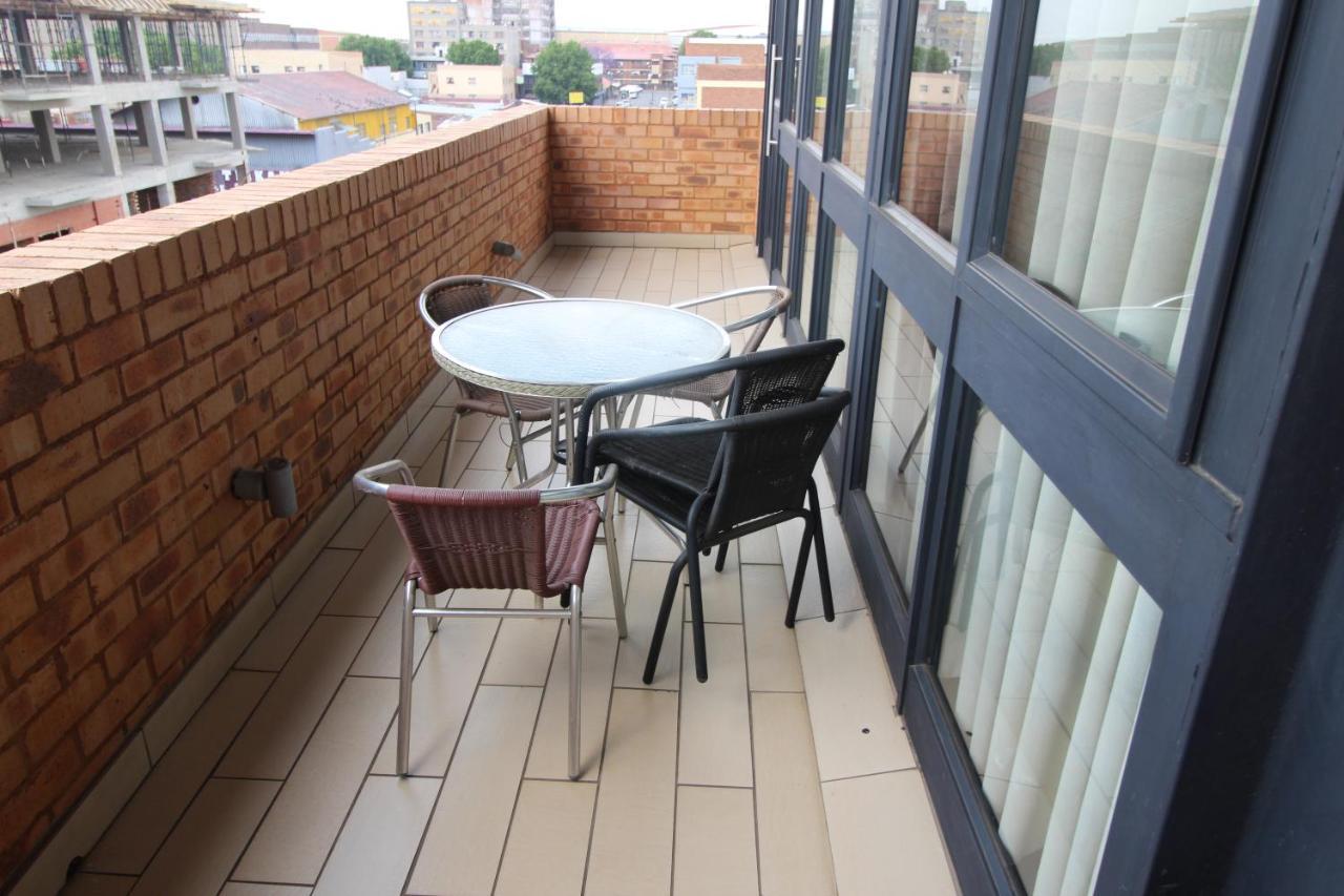 Alcazaba Hotel Johannesburg Buitenkant foto