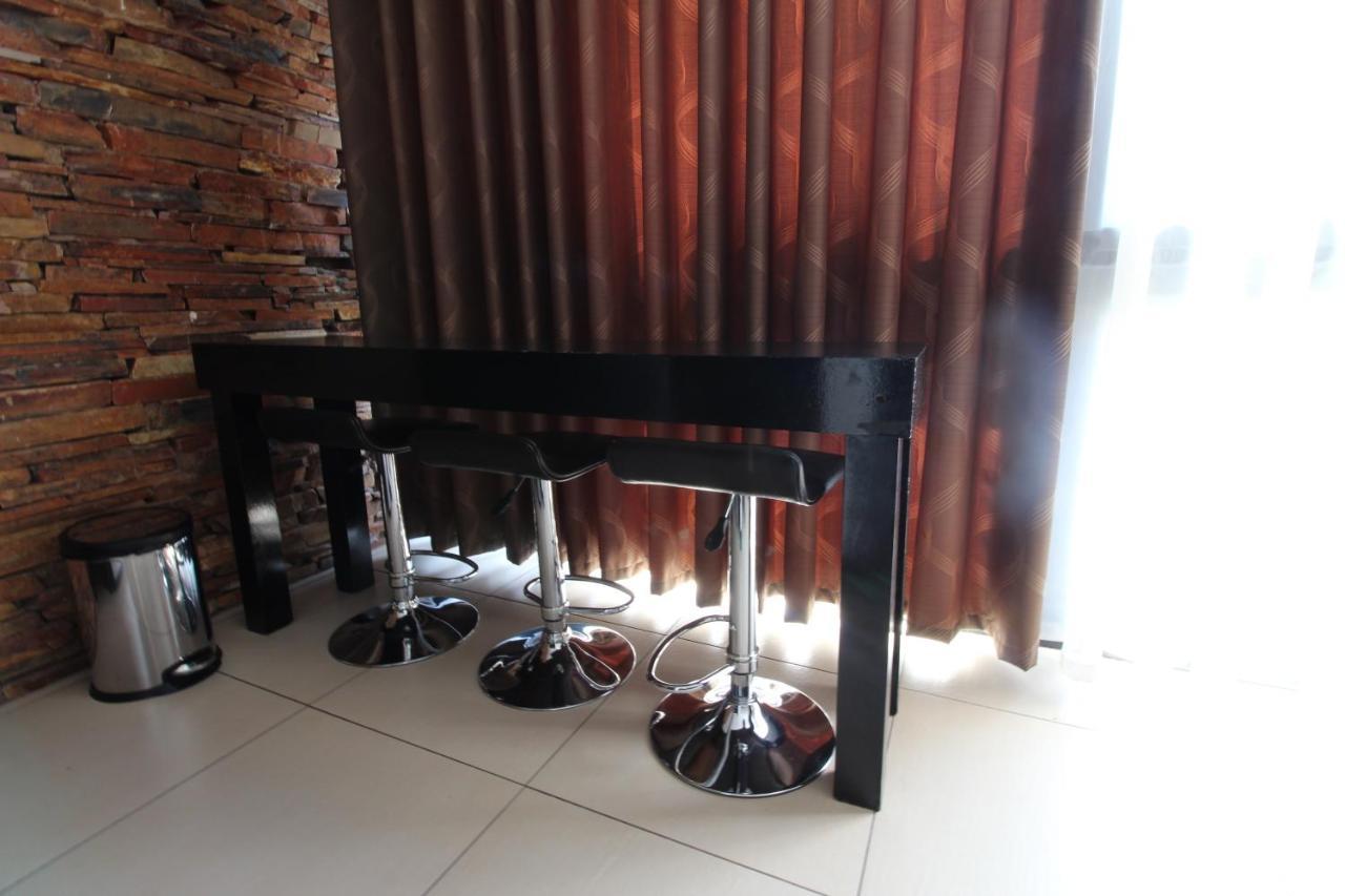 Alcazaba Hotel Johannesburg Buitenkant foto