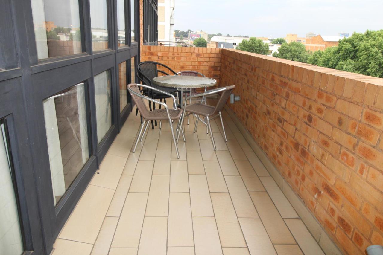Alcazaba Hotel Johannesburg Buitenkant foto