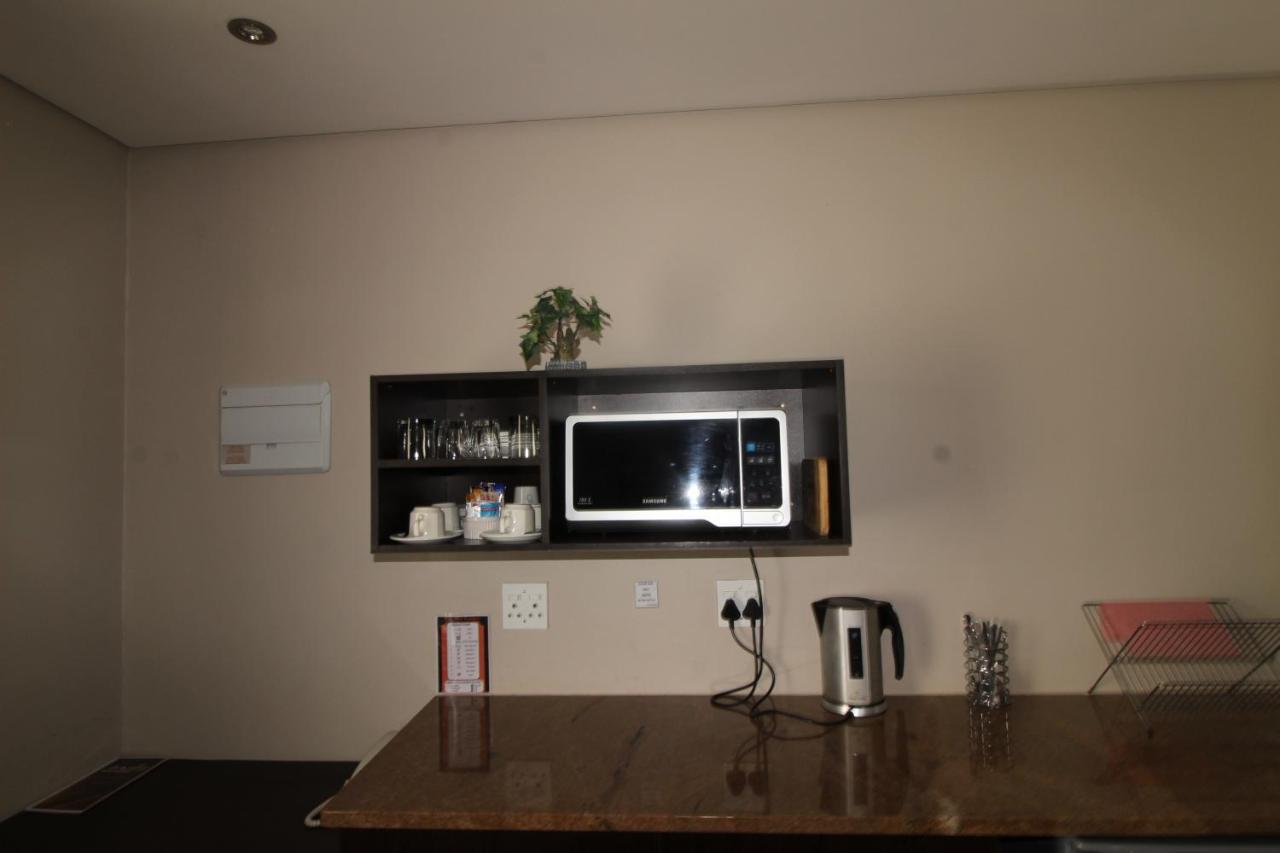 Alcazaba Hotel Johannesburg Buitenkant foto
